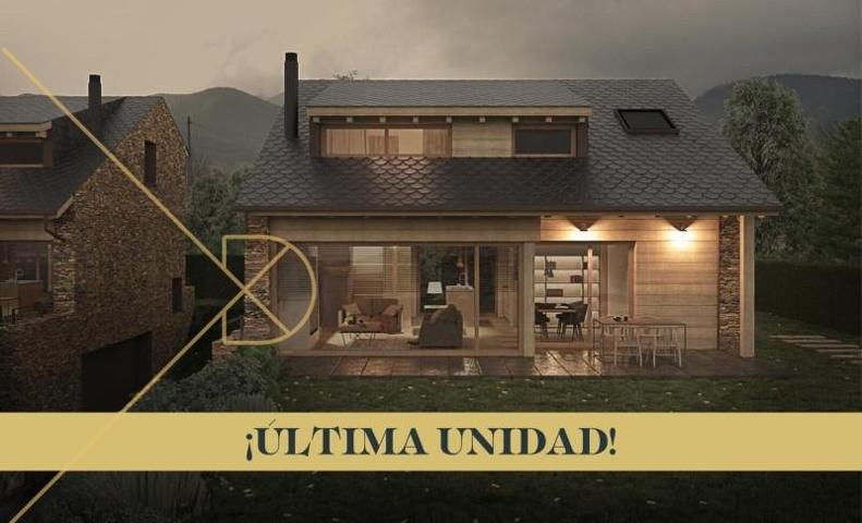 Casa con terreno en venta en Alp, Alp photo 0