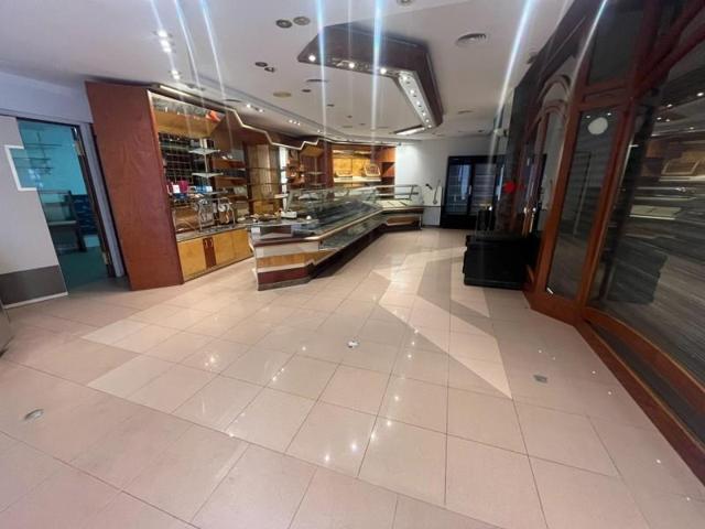 Local comercial en venta en Mallorca, Bons Aires photo 0