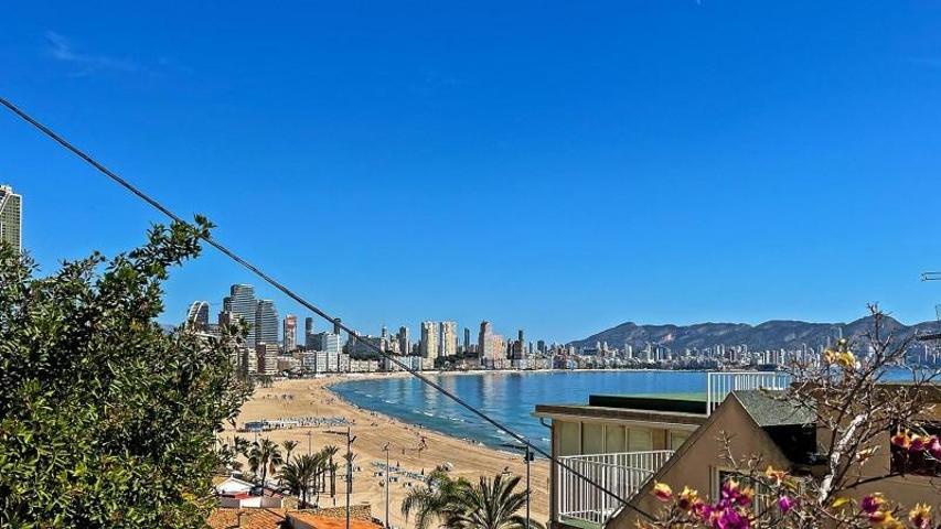 Chalet en venta en Benidorm, Cala de Benidorm photo 0