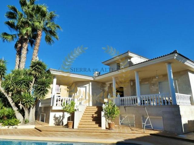 Chalet en venta en Alfaz del Pi, L'Albir photo 0