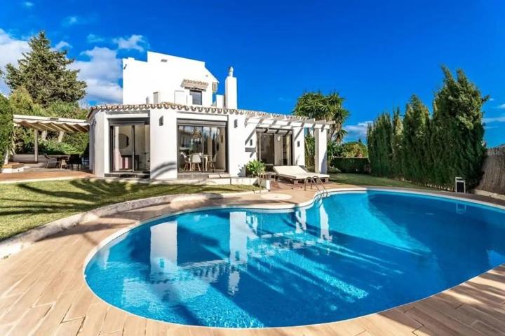 Chalet en venta en Mijas, CALAHONDA photo 0