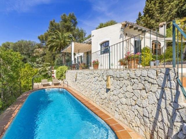 Casa en venta en Puigpunyent photo 0