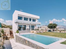 Chalet en venta en Mijas, Mijas Costa photo 0