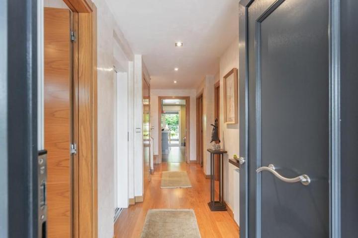 Adosada en venta en Pamplona, Beloso photo 0