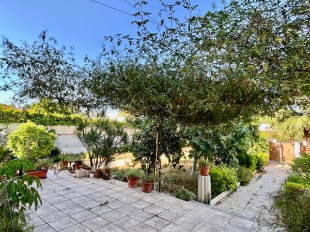 Chalet en venta en Elche, Ciudad Jardin photo 0