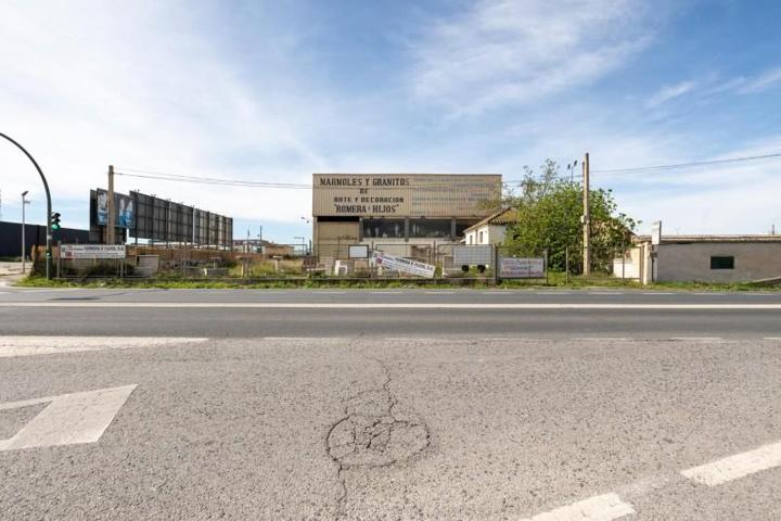 Nave industrial en venta en Atarfe, AVD DE LA ESTACIÓN photo 0