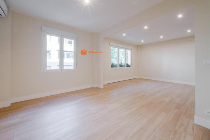 Piso en venta en Madrid, Guindalera photo 0