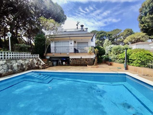 Casa en venta en Sant Feliu de Guíxols, Carretera de Sant Pol photo 0