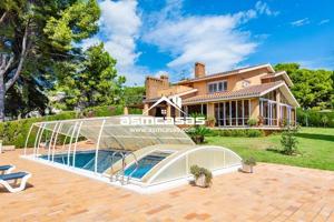 Chalet en venta en Benicàssim, Montornes - Las Palmas - El Refugio photo 0