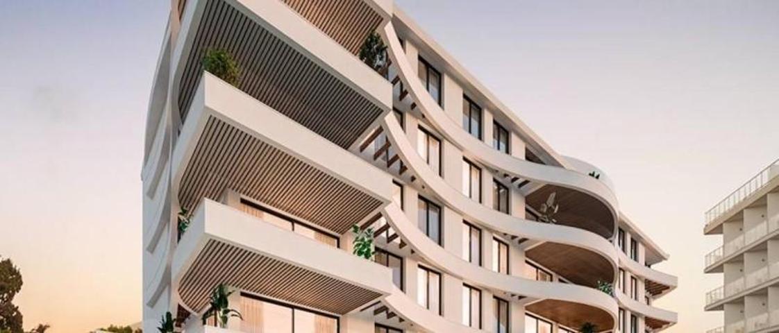 Apartamento en venta en Benalmádena, Torrequebrada photo 0