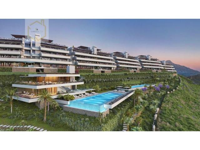 Planta baja en venta en Benahavís photo 0