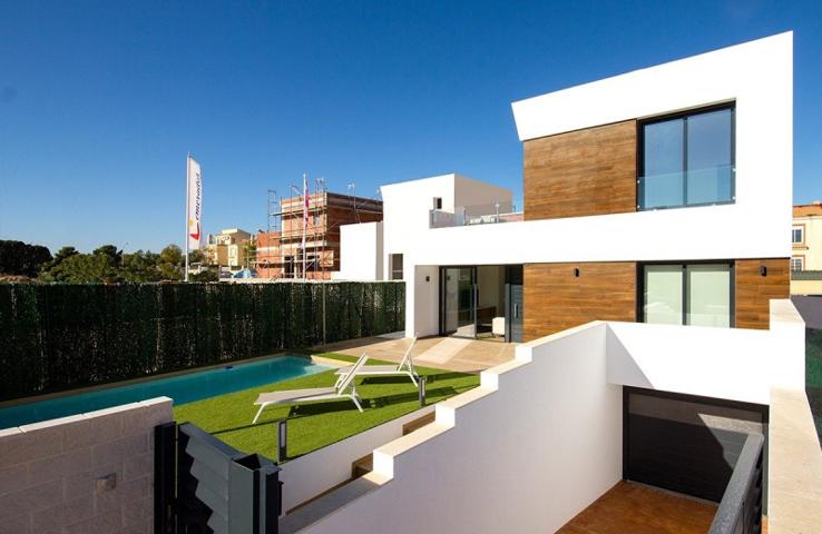 Chalet en venta en El Campello, El Amerador photo 0