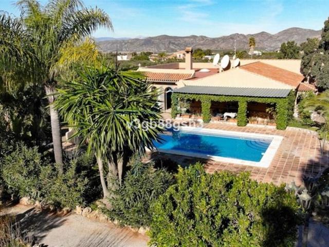 Chalet en venta en Alhaurín el Grande photo 0