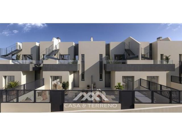 Bungalow en venta en Nerja photo 0