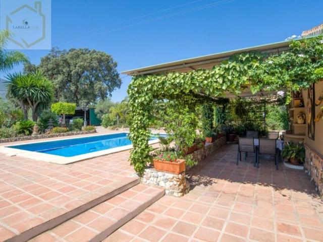 Chalet en venta en Alhaurín el Grande photo 0