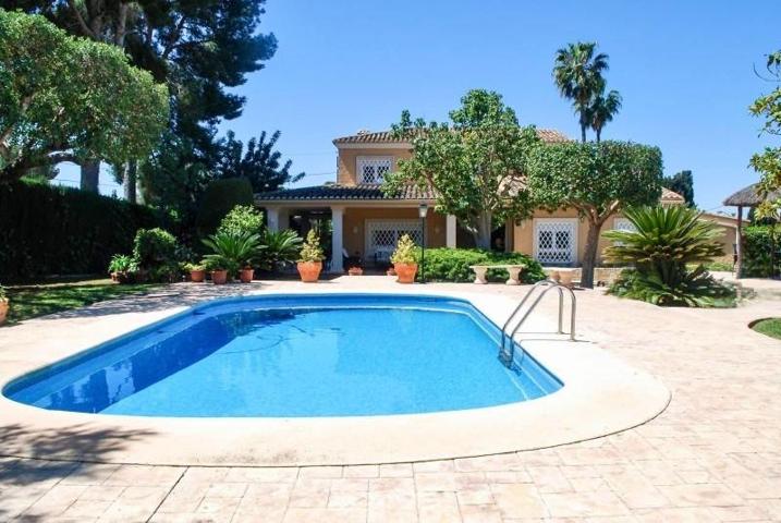 Chalet en venta en San Antonio de Benagéber, Urbanizacion montsano photo 0