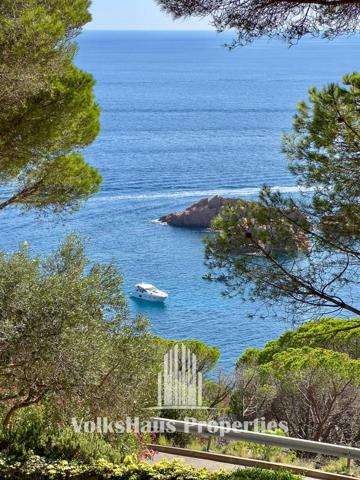 Piso en venta en Sant Feliu de Guíxols, Carrer de París, 17220 photo 0