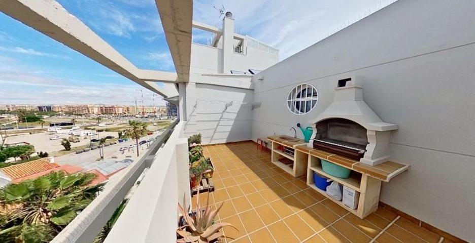 Atico Duplex en venta en Málaga, Finca el Pato - Torre del Río photo 0