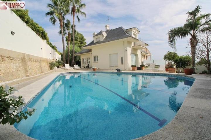 Casa en venta en El Vendrell, Ponent - Barri de França photo 0