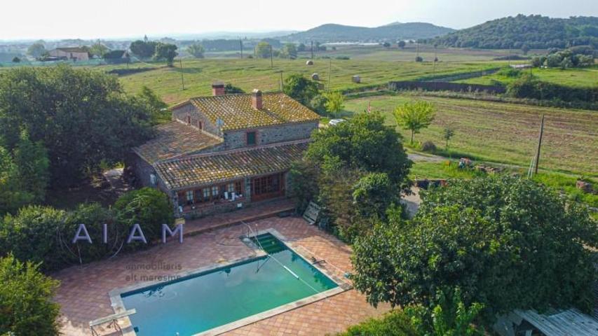 Casa con terreno en venta en Maçanet de la Selva, Urbanización photo 0