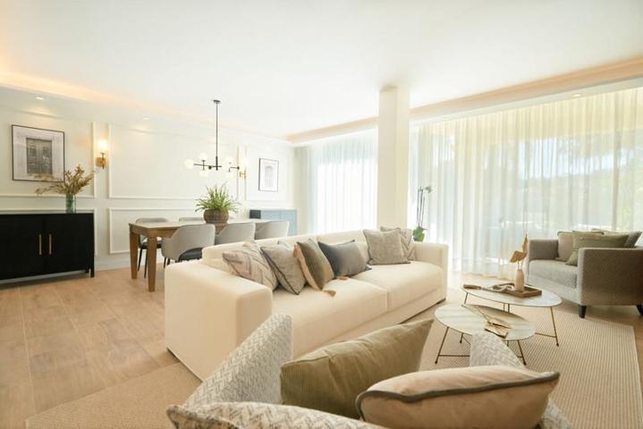 Casas de pueblo en venta en Benahavís, La Quinta Hills photo 0