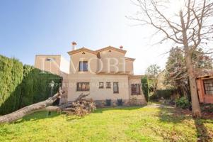 Casa en venta en Argentona, Centro photo 0