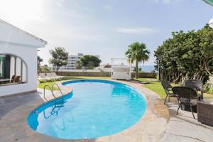 Chalet en venta en Benalmádena, Torremuelle photo 0