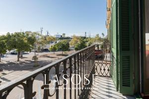 Piso en venta en Barcelona, La Barceloneta photo 0