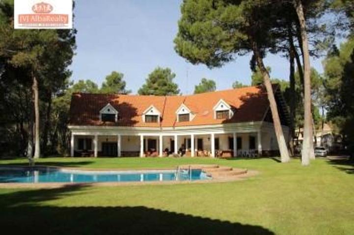 Chalet en venta en Albacete, Albacete photo 0