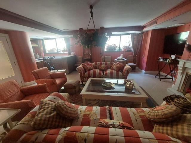 Adosada en venta en Zaragoza, Sagasta photo 0