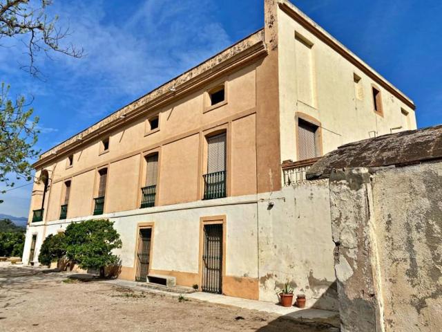 Chalet en venta en Roquetes photo 0