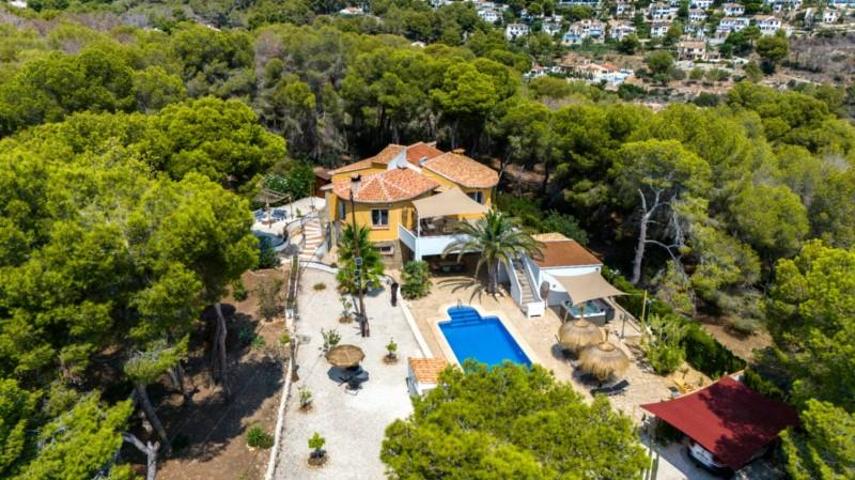 Chalet en venta en Benissa, La Fustera photo 0