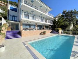 Casa en venta en Lloret de Mar, Roca grossa photo 0