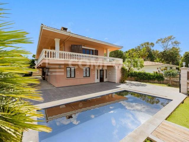 Chalet en venta en Muro photo 0