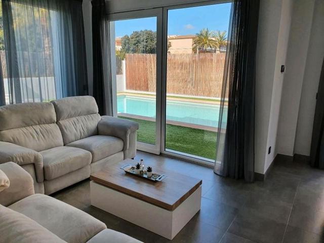 Casa en venta en Muro, Ca n Picafort photo 0