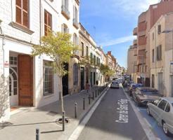 Edificio en venta en el Masnou, 1ª Linea de Mar photo 0