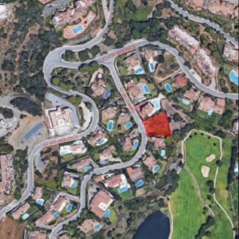 Terreno en venta en Benahavís, Los Arqueros-Puerto del Almendro photo 0