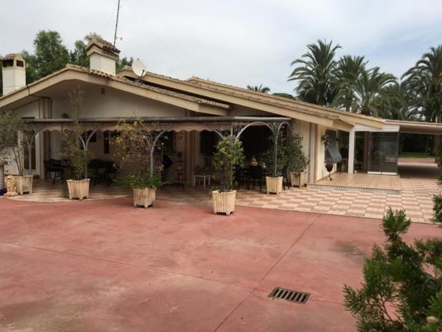 Chalet en venta en Elche, Alzabares photo 0
