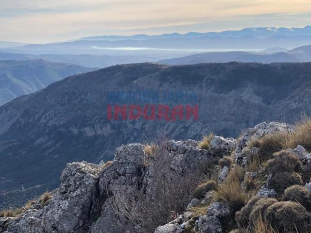 Chalet en venta en Valdepeñas de Jaén photo 0