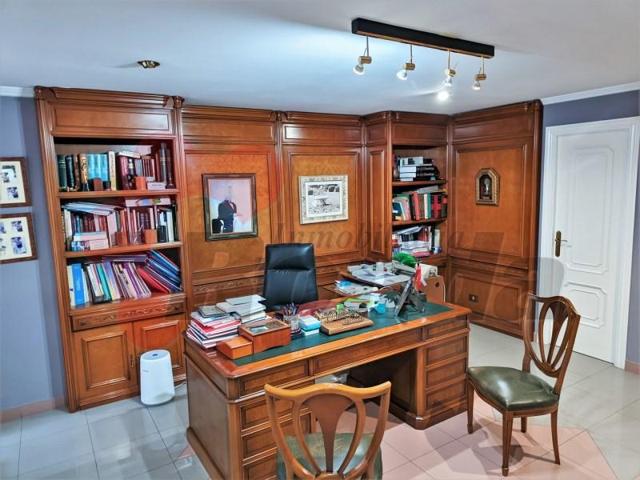 Piso en venta en Lugo, Centro photo 0