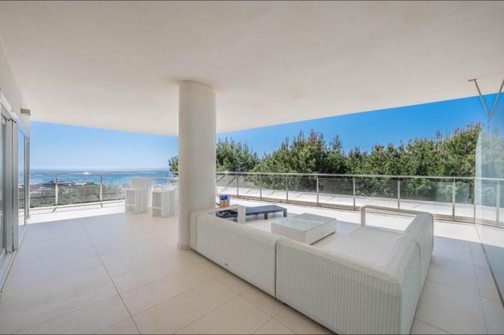 Piso en venta en Benalmádena, Higuerón photo 0