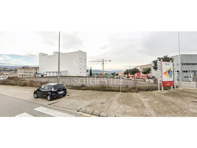 Terreno en venta en Seva photo 0