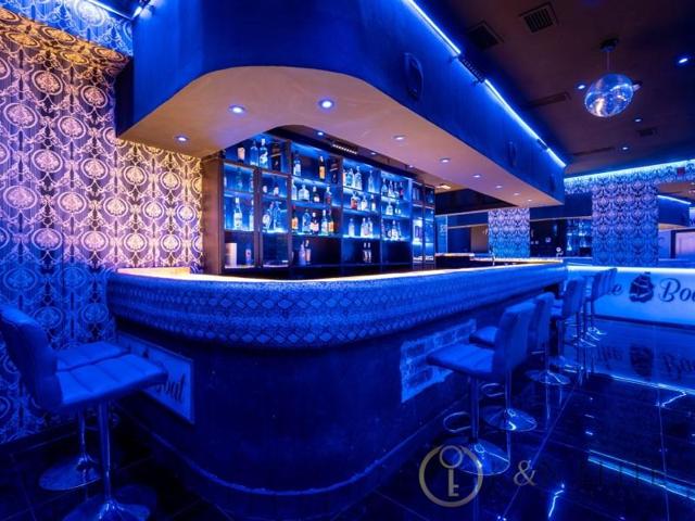 Local comercial en venta en Valencia, Sant Francesc photo 0