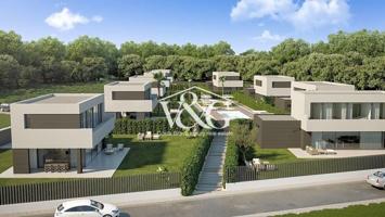 Chalet en venta en Begur photo 0