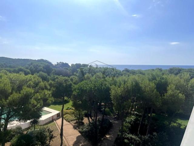 Piso en venta en Palamós, Garbi, 17230 photo 0