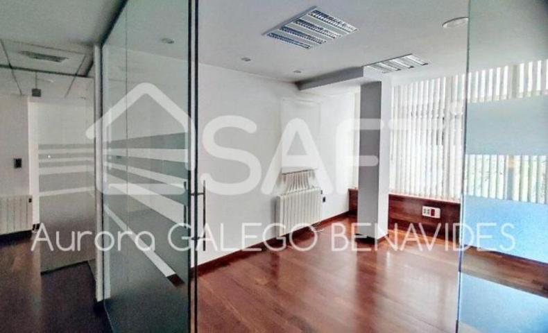 Local comercial en venta en Santiago de Compostela photo 0