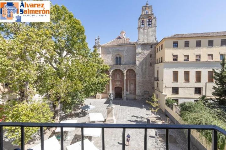 Casa en venta en Granada, Realejo photo 0