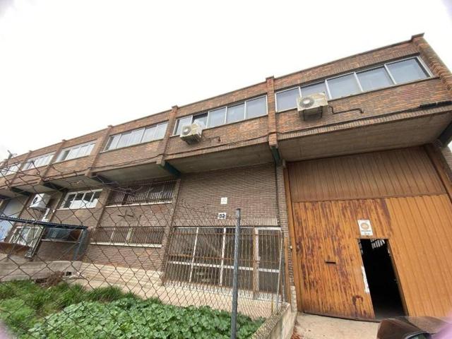 Nave industrial en venta en Coslada, Barrio de la Estación photo 0