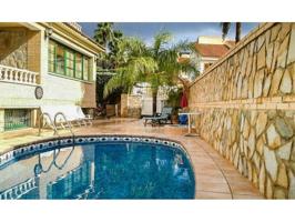 Chalet en venta en Benidorm photo 0