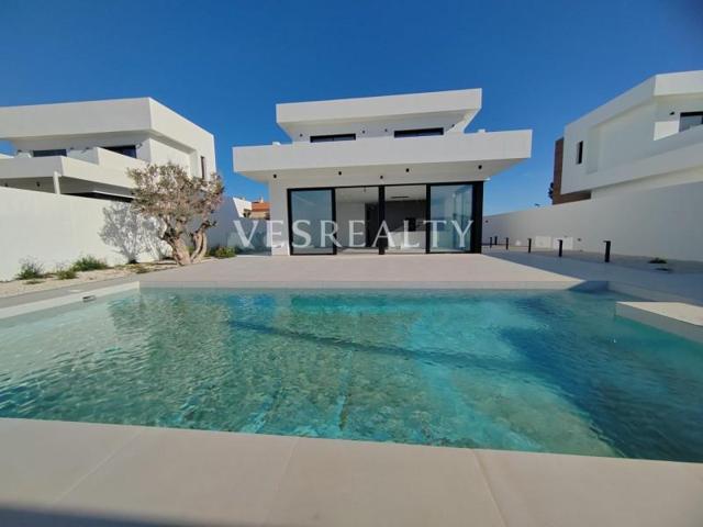 Casa en venta en San Juan, La Font photo 0